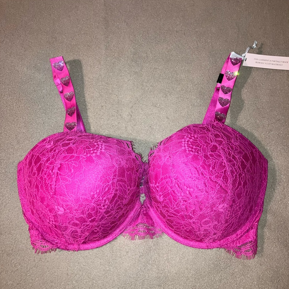 Victoria’s Secret Very Sexy Hot Pink Lace Crystal Heart Push Up Bra Size 36DDD